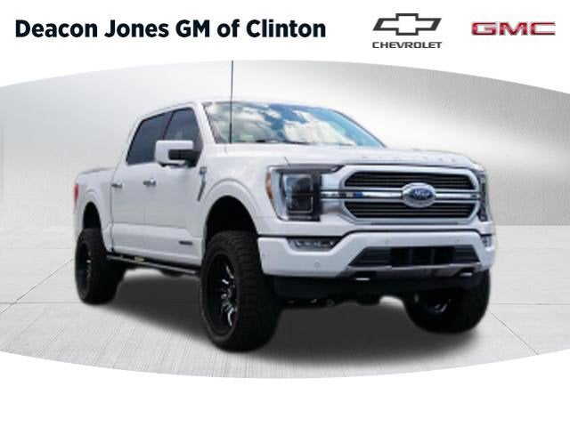2022 Ford F-150 XL in White/Blue — front three-quarter view