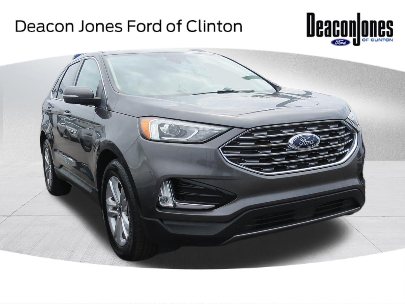 2020 Ford Edge Base in Magnetic Metallic — front three-quarter view